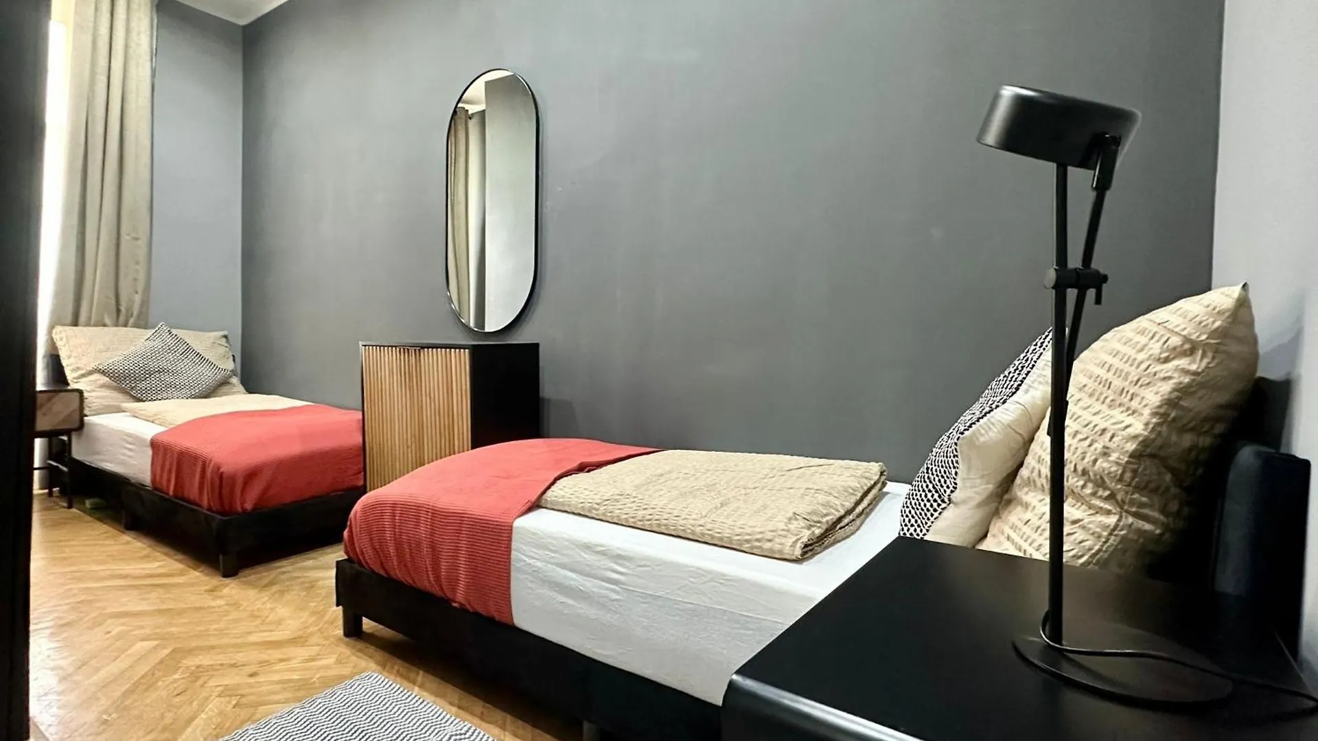 Stylish Und Zentral I 6 Minuten Zur U4 Friedensbruecke Vienna Apartment