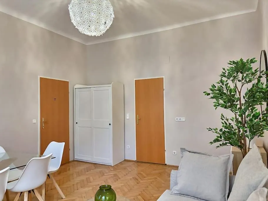Apartment 8 Minuten Nach Augarten I 7 Minuten Zur Metro I Wlan Vienna