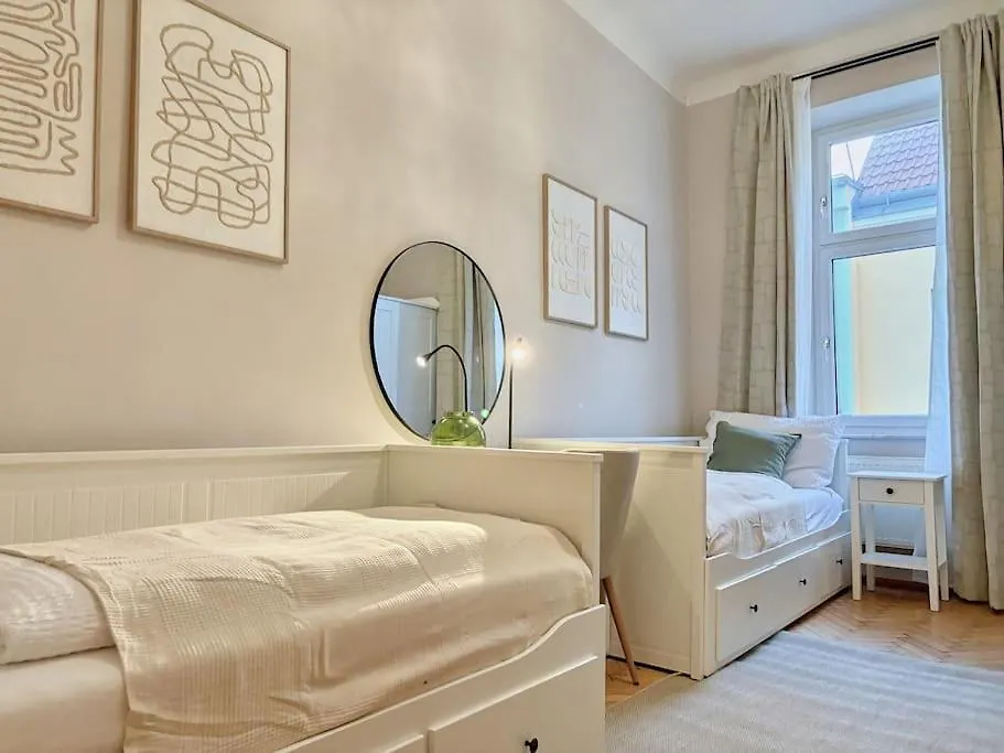 Apartment 8 Minuten Nach Augarten I 7 Minuten Zur Metro I Wlan Vienna Austria