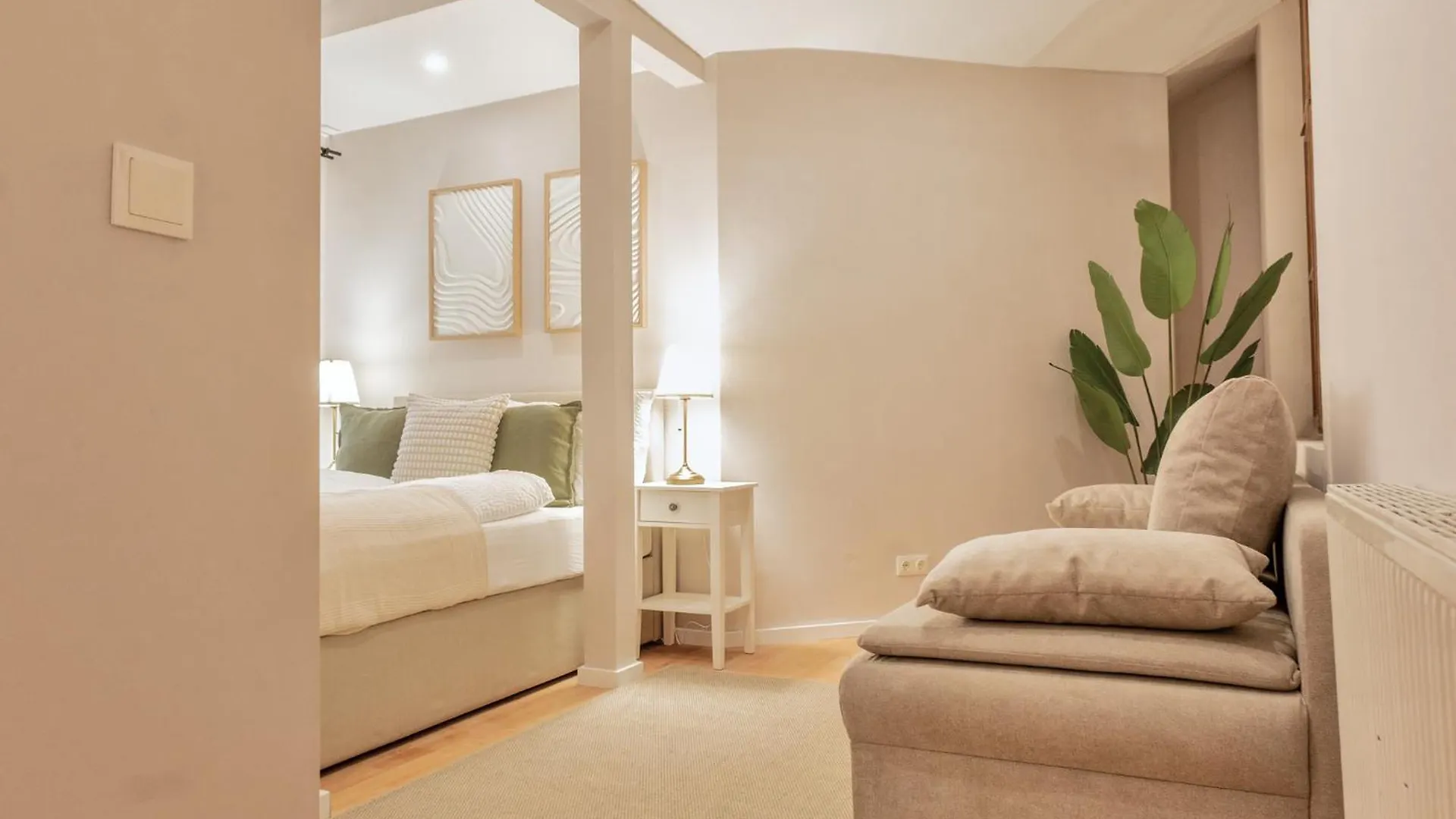 Apartment 8 Minuten Nach Augarten I 7 Minuten Zur Metro I Wlan Vienna Austria