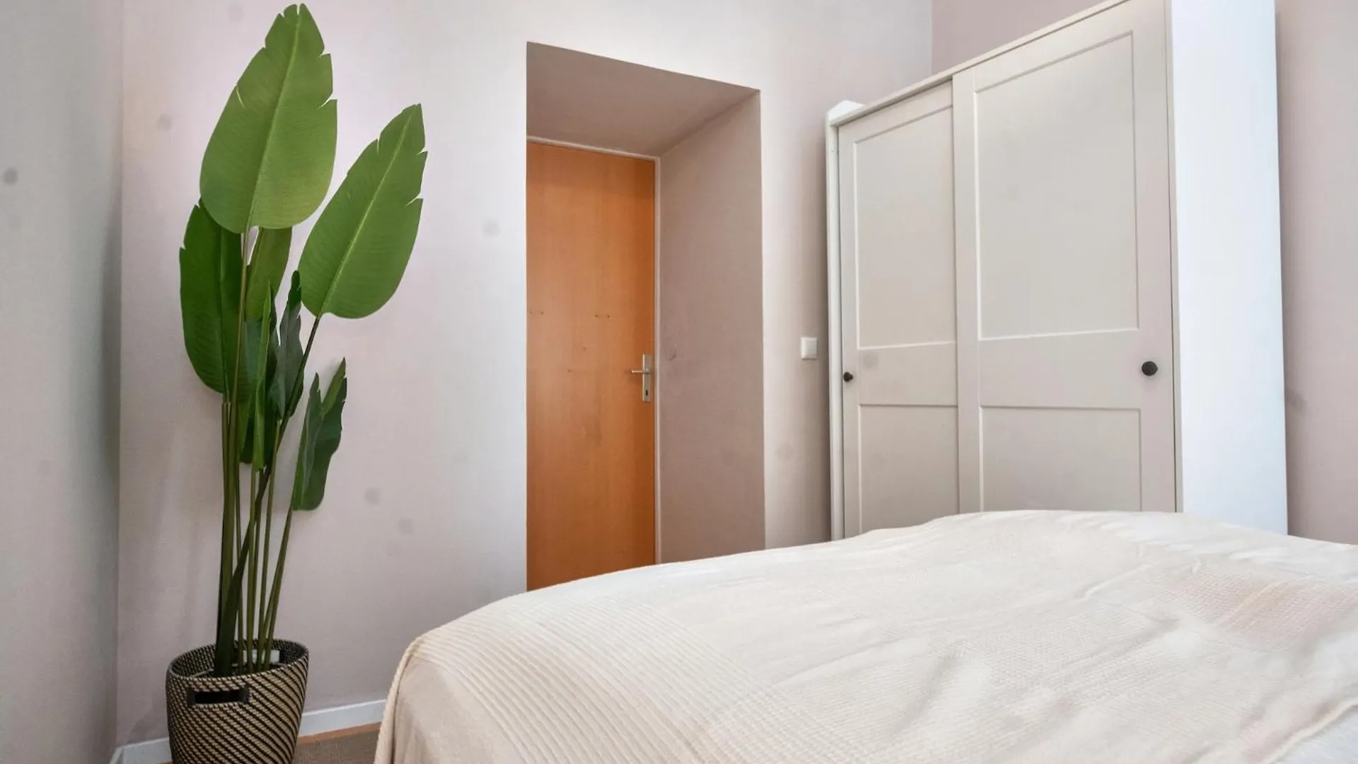 Apartment 8 Minuten Nach Augarten I 7 Minuten Zur Metro I Wlan Vienna