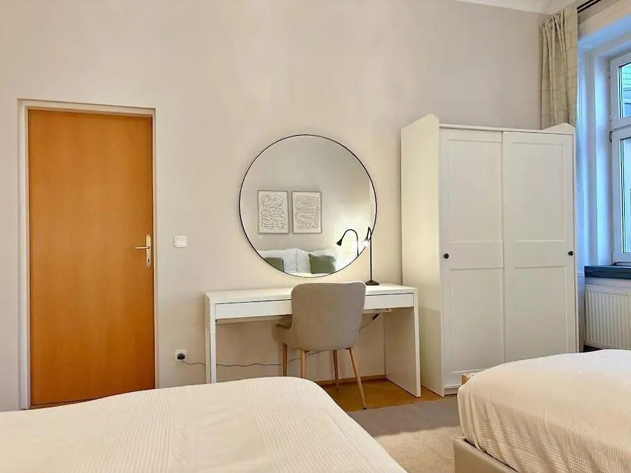 Stylish Und Zentral I 6 Minuten Zur U4 Friedensbruecke 维也纳 公寓